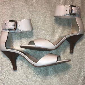 Michael Kors Ankle Cuff Sandals Size 8.5